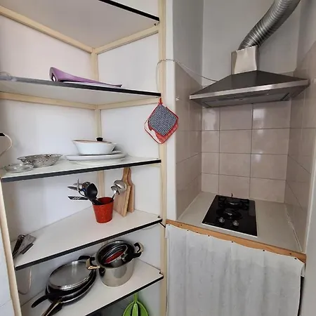 Two Bedroom Alma Apartment